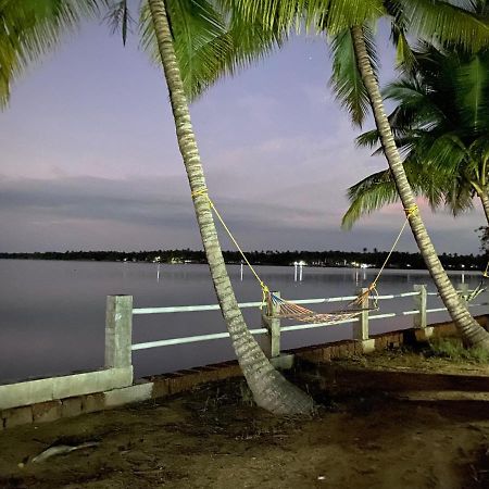 Candlehut Homestay Nileshwar Exterior photo
